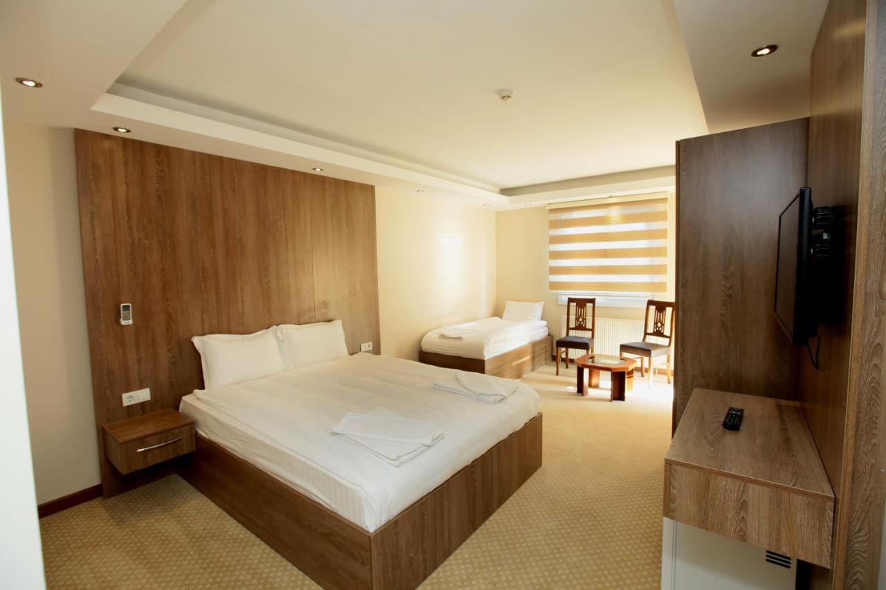 Ny World Hotel Istanbul Ngoại thất bức ảnh