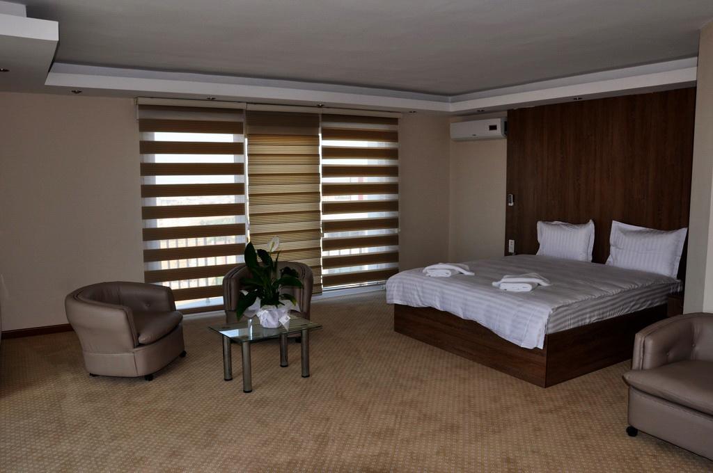 Ny World Hotel Istanbul Ngoại thất bức ảnh