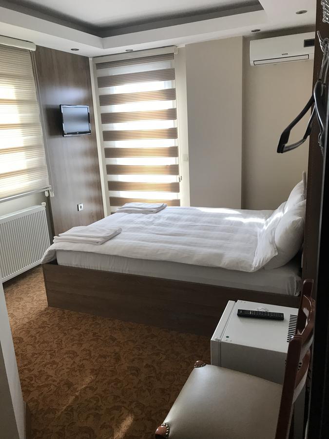 Ny World Hotel Istanbul Ngoại thất bức ảnh