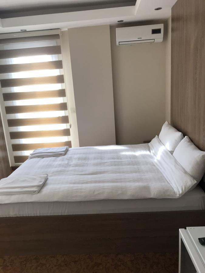 Ny World Hotel Istanbul Ngoại thất bức ảnh