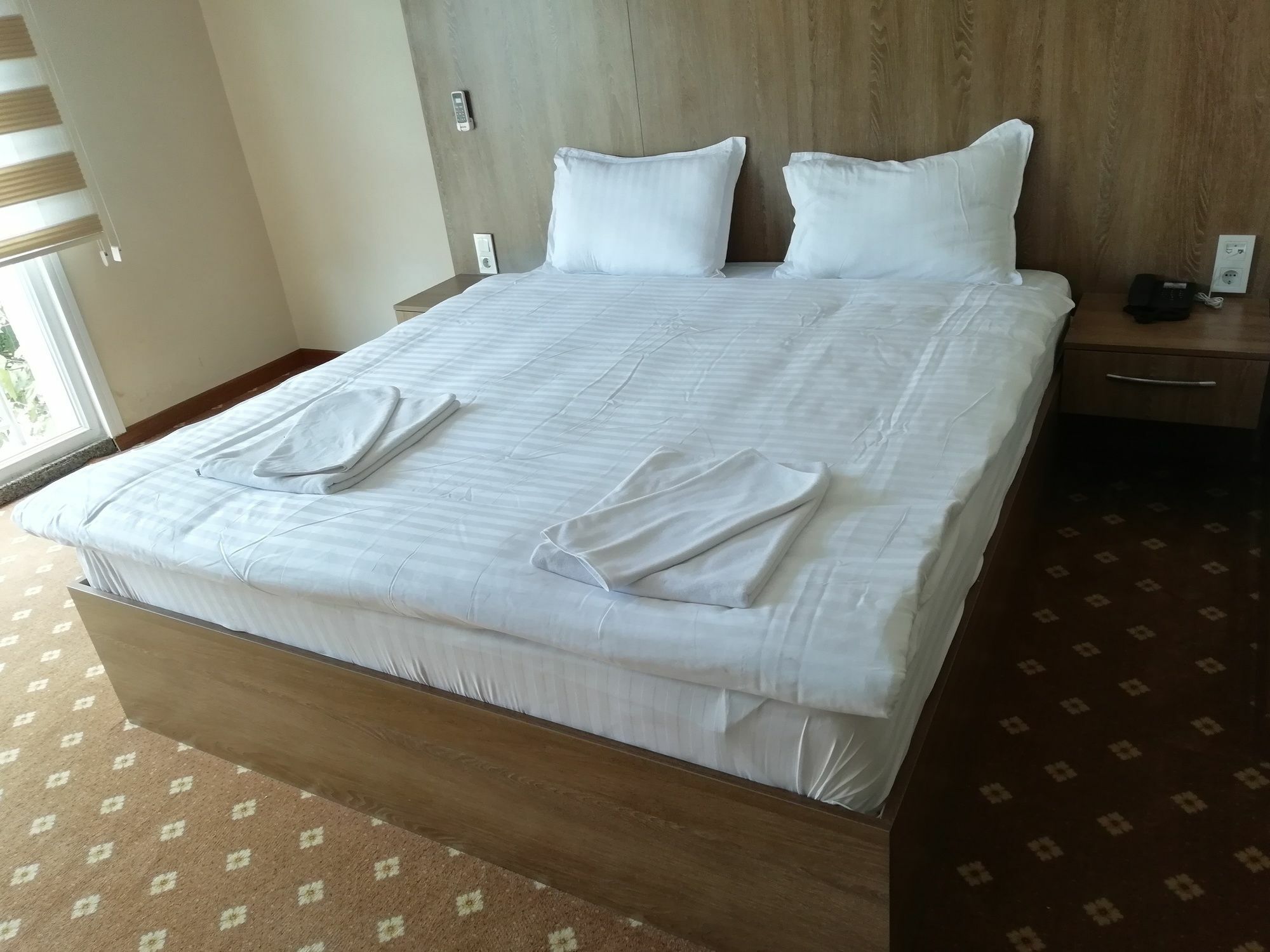 Ny World Hotel Istanbul Ngoại thất bức ảnh